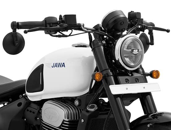 Jawa 42 Bobber (Moonstone White) on EMI | Bajaj Mall