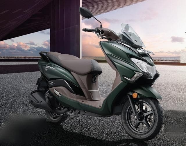 Suzuki Burgman Street Ride Connect Edition (pearl Matte Shadow Green 