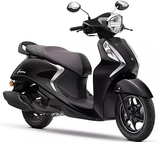 Yamaha Fascino 125 Hybrid Disc Metallic Black on EMI Bajaj Mall